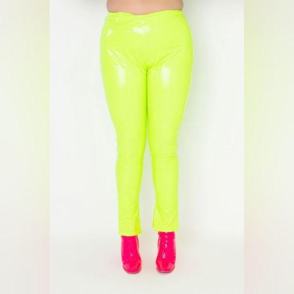 NWT AKIRA Plus Lost in the Light Neon Green Skinny Pant - Picture 2 of 13